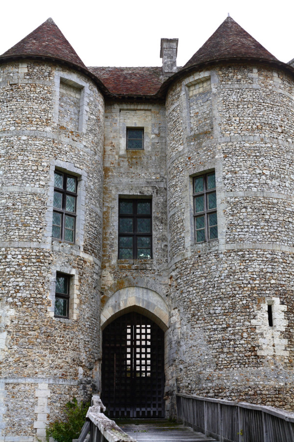 Die Burg Harcourt, unweit von Le Domaine du Centaure, in der Normandie